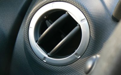 Sissende auto ventilatie